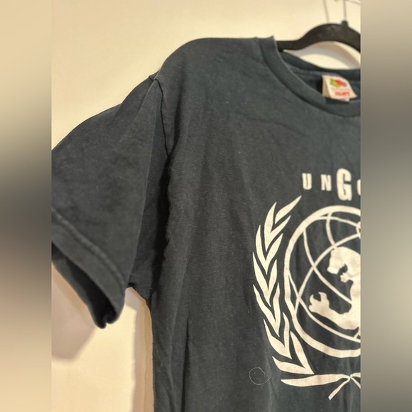 UNGCC Godzilla Vintage/Y2K Graphic Tee. Fruit of the Loom Heavy Cotton. - Picture 9 of 9